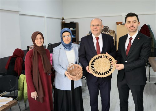 Susurluk Aile Destek Merkezi'nde Kış Eğitimleri Başladı